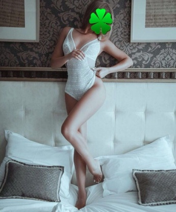 🌹💋
Обладая сексуальными изгибами и прекрасной внешностью, я готова подарить тебе незабываемые моменты наслаждения. Получи максимум удовольствия и расслабления проведя время со мной. 🔥💦
Моя миссия - удовлетворение всех твоих желаний и фантазий. Ласки, эротический массаж, фетиш-игры - все это входит в мои услуги. 😈💫
Доверься моим золотым рукам и испытай мой нежный, ласковый характер. Я создам для тебя атмосферу комфорта и релаксации, а наши встречи запомнятся тебе надолго. 💏✨
Мои фото настоящие и без ретуши. Ты сможешь лично убедиться в моей красоте при нашей встрече. 💖💯
Предлагаю высокий сервис и анонимность для тех, кто ценит качество и комфорт. Жду тебя в Москве, чтобы окунуться в мир страсти и наслаждения вместе. 🌇🌃
Отзывы о моих услугах говорят сами за себя! Позвони и ты не пожалеешь о проведенном со мной времени. 💞✨ Ольга